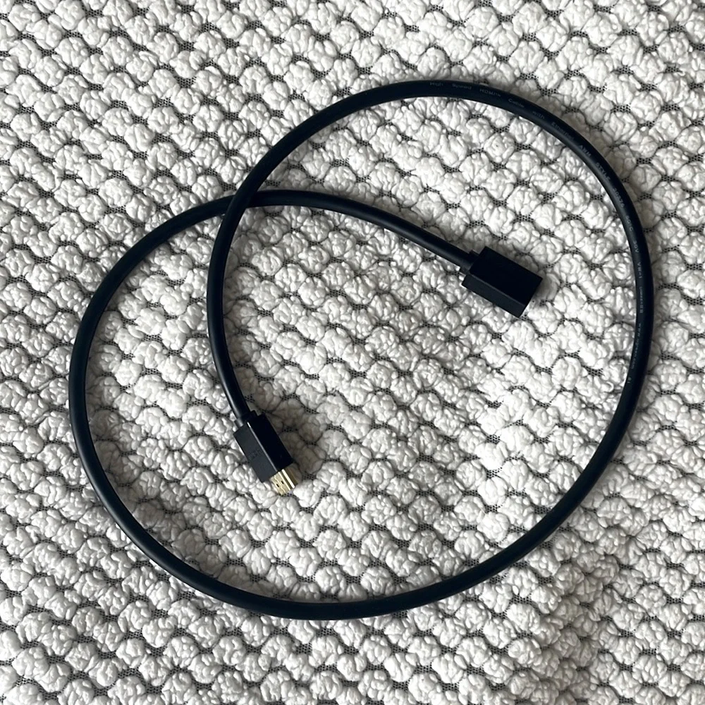 HDMI to HDMI Port Cable